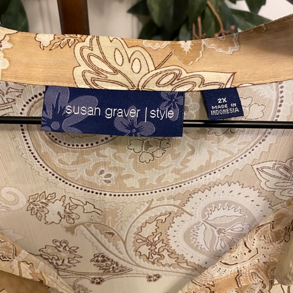 Susan Graver Sheer Paisley Top LS 2X - Picture 9 of 9